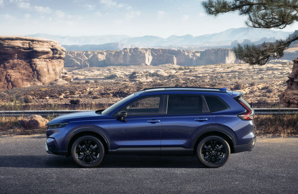 CR-V Hybrid ngày càng được ưa chuộng, Honda tính bỏ luôn bản máy xăng?